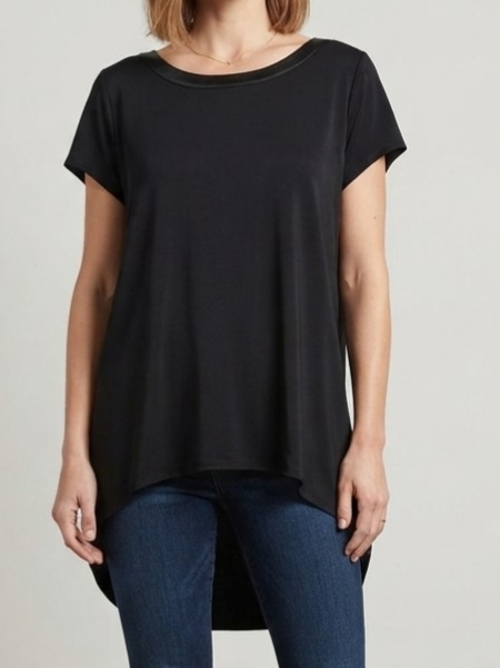 Premise Medium Black Satin-Trim High-Low Tee NWT